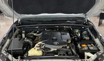 Toyota Hilux SW4 TDI SRX AT 7 Asientos (L21) lleno