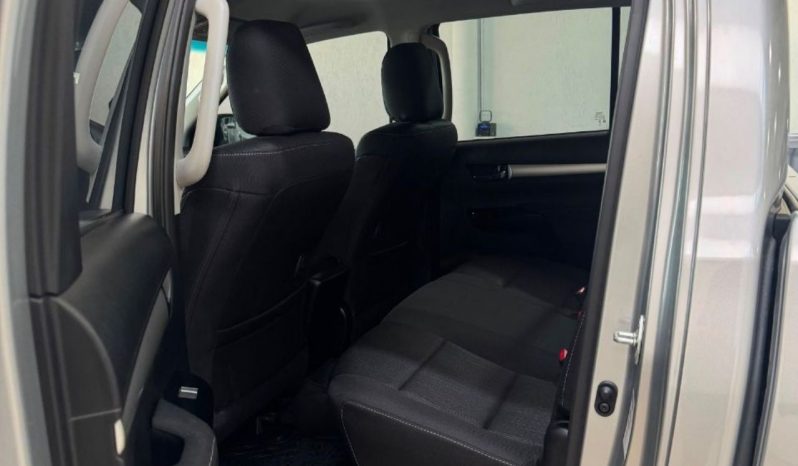 Toyota Hilux (L24) 2.4 TDI C/D 4X2 SR AT6 lleno
