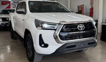 Toyota Hilux (L21) 2.8 TDI C/D 4×2 SRV AT6 204cv lleno