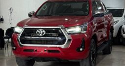 HILUX SRV 4X2 AT 2022 ROJO