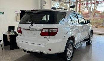 Toyota Hilux SW4 TD SRV Cuero 7 Asientos AT (L08) lleno