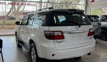 Toyota Hilux SW4 TD SRV Cuero 7 Asientos AT (L08) lleno