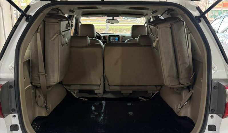 Toyota Hilux SW4 TD SRV Cuero 7 Asientos AT (L08) lleno
