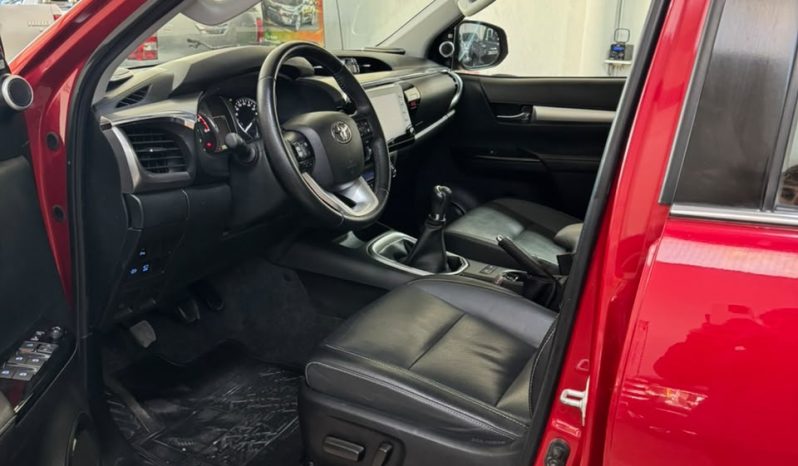 Toyota Hilux (L21) 2.8 TDI C/D 4×2 SRV AT6 204cv lleno