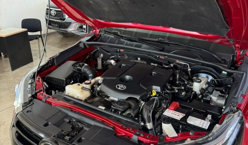 Toyota Hilux (L21) 2.8 TDI C/D 4×2 SRV AT6 204cv lleno