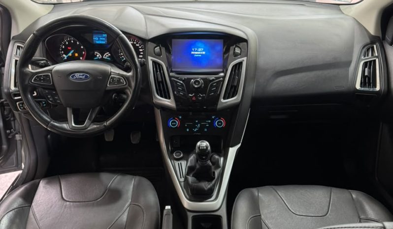 Ford Focus III 2.0 5ptas SE (L15) lleno