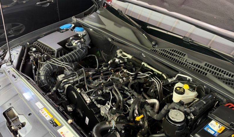 Volkswagen Amarok (L17) 2.0TD 4×2 C/D Highline AT 180cv lleno