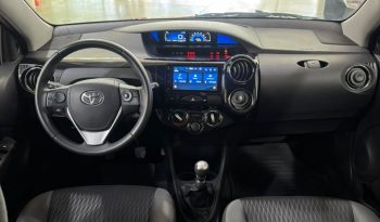Toyota Etios 1.5 5ptas XLS 6MT (L18) lleno