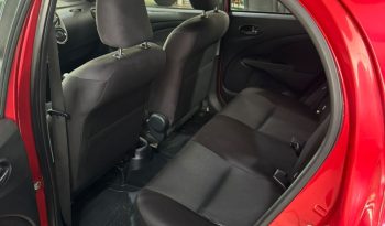 Toyota Etios 1.5 5ptas XLS 6MT (L18) lleno