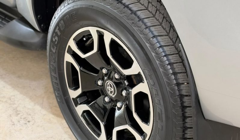 Toyota Hilux (L23) 2.8 TDI C/D 4X2 SRX AT6 lleno